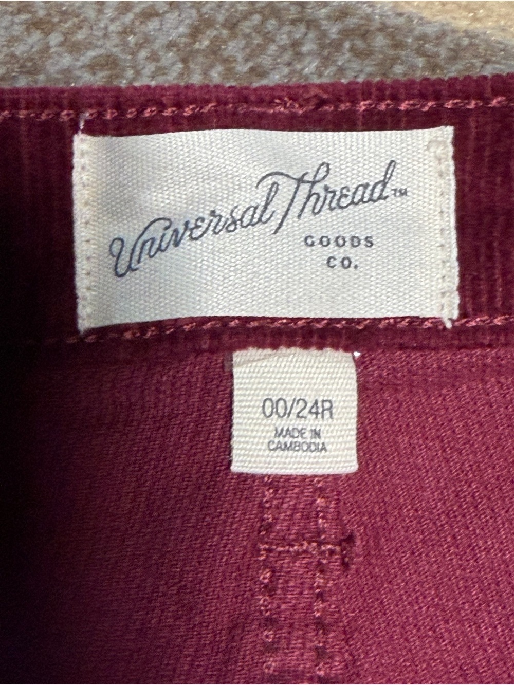 Universal Thread High Rise Bootcut Corduroy Pants Burgundy 00/24R NWT - Picture 10 of 11
